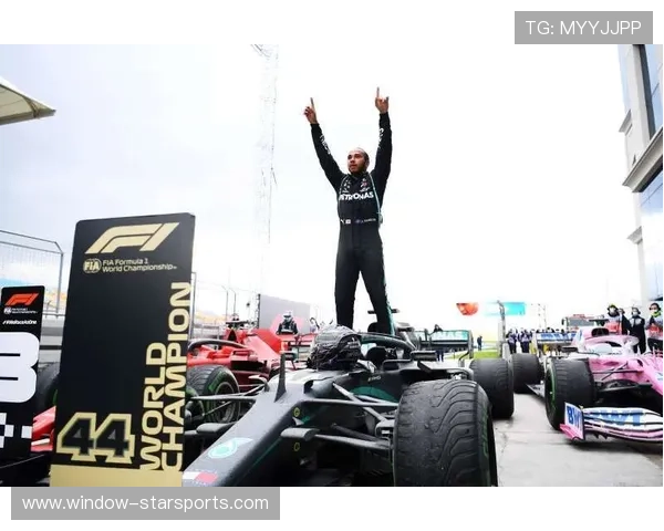 F1赛季更新:红牛车队势如破竹 赛道表现引发争议 F1赛季更新:红牛车队势如破竹 赛道表现引发争议