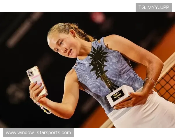 世界网坛风云再起新星崛起老将坚守冠军之争白热化引爆全球赛场激情