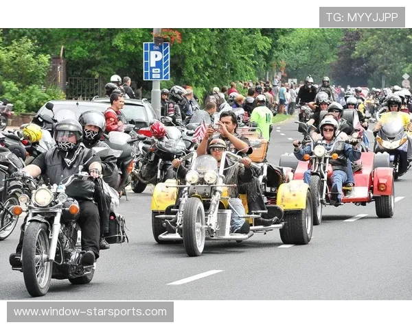 摩托GP赛季高潮来临 车手们为冠军展开激烈角逐