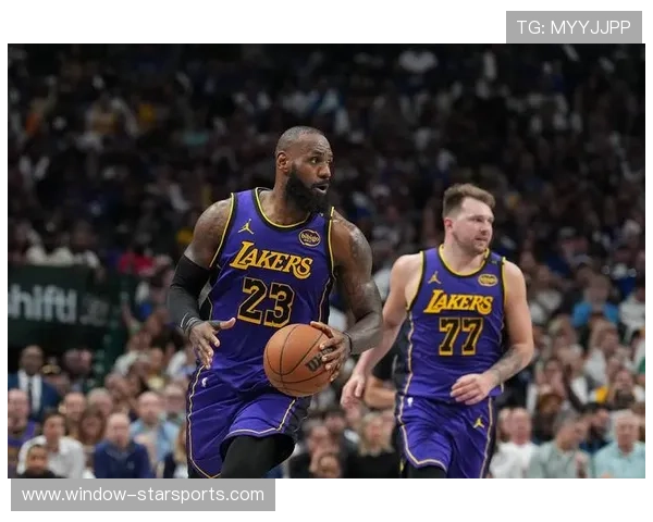 詹姆斯率湖人迎关键变局联盟格局或将重塑新赛季整体走向分析