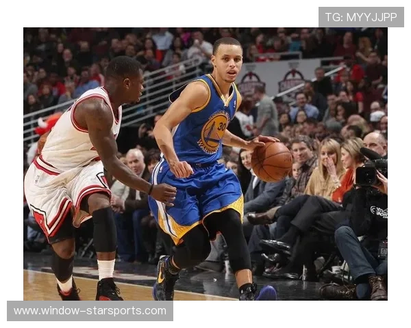 NBA最新动态：超级球星交易风波引发联盟震荡 多支球队目标明确争夺总冠军