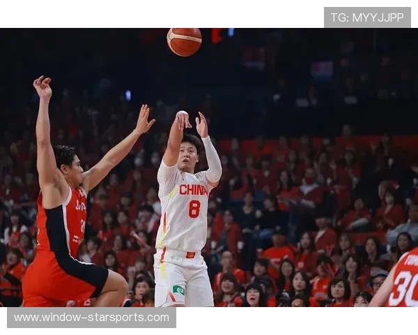 中国男篮关键战逆转取胜年轻阵容展现韧性冲击国际赛场新突破 中国男篮关键战逆转取胜年轻阵容展现韧性冲击国际赛场新突破