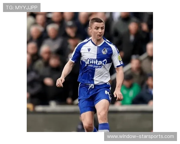 朴茨茅斯足球俱乐部的发展历程与荣耀成就全面解析